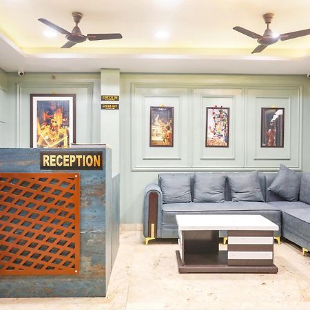 Fabhotel Hari Kunj 900 M From Kashi Vishwanath Temple พาราณสี ภายนอก รูปภาพ